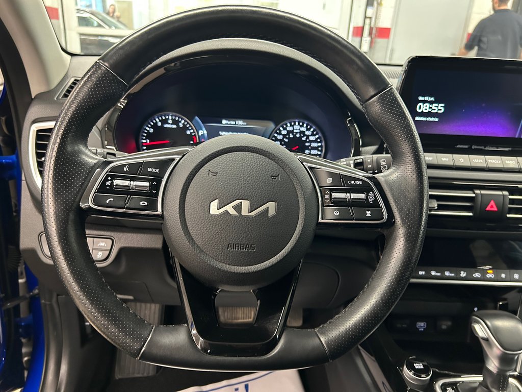 2023 Kia Seltos SX Turbo, JAMAIS ACCIDENTÉ, CUIR, TOIT, GPS, HUD in Mirabel, Quebec - 11 - w1024h768px