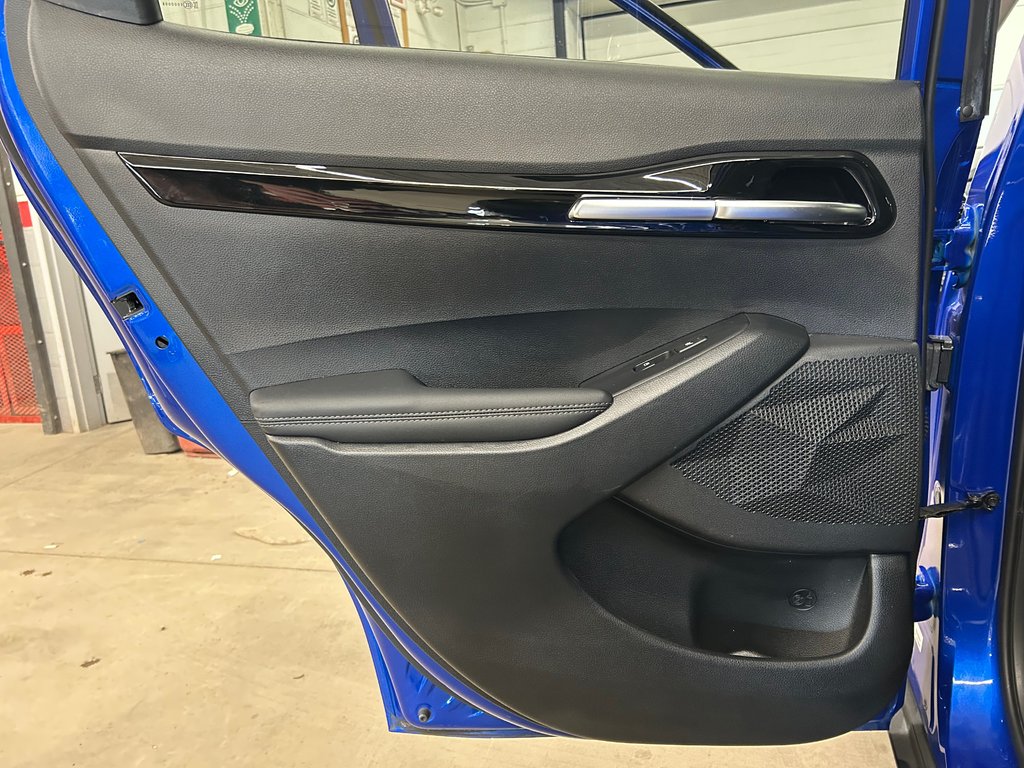 2023 Kia Seltos SX Turbo, JAMAIS ACCIDENTÉ, CUIR, TOIT, GPS, HUD in Mirabel, Quebec - 33 - w1024h768px