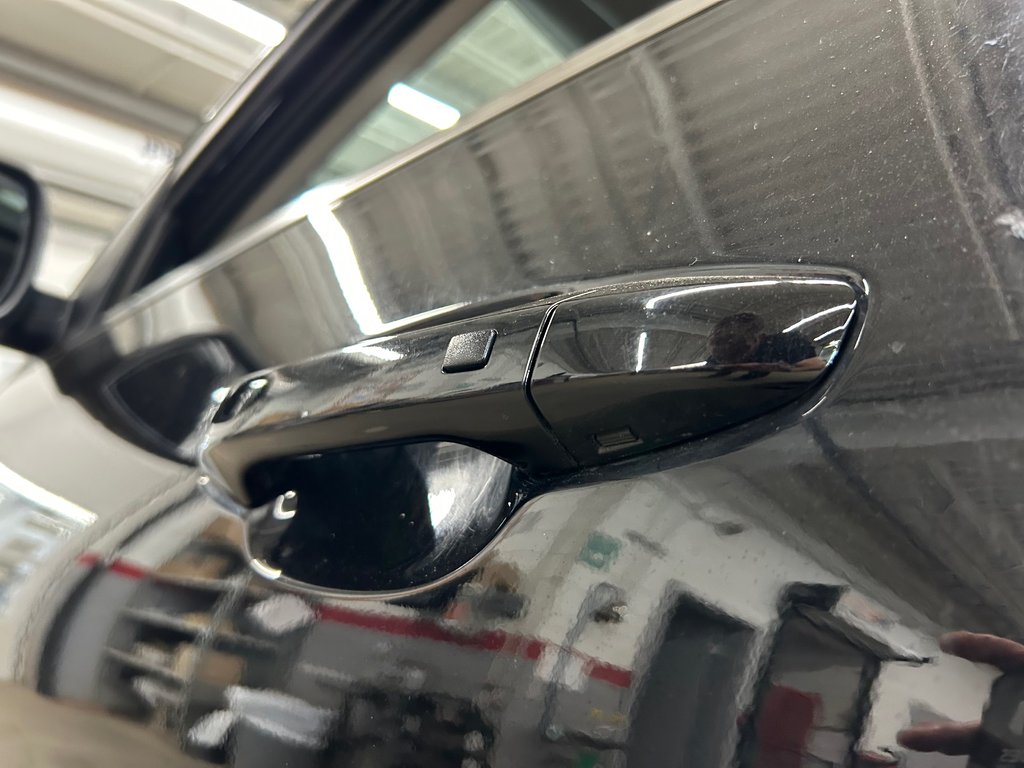 Kia Seltos EX, JAMAIS ACCIDENTÉ, CUIR, TOIT, AWD, MAGS 2023 à Mirabel, Québec - 16 - w1024h768px