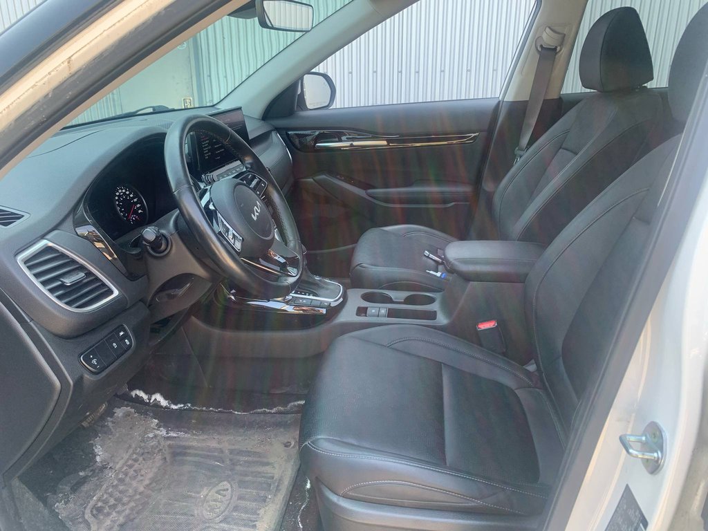 Kia Seltos EX Premium, JAMAIS ACCIDENTÉ, CUIR, TOIT, GPS 2023 à Mirabel, Québec - 7 - w1024h768px