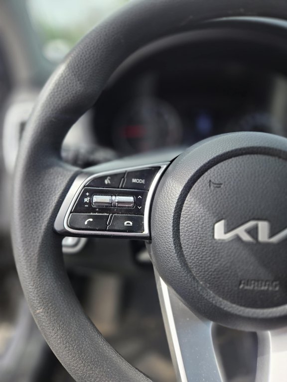 Kia Seltos LX, JAMAIS ACCIDENTÉ, SIÈGES CHAUFFANTS, MAGS, 2023 à Mirabel, Québec - 13 - w1024h768px