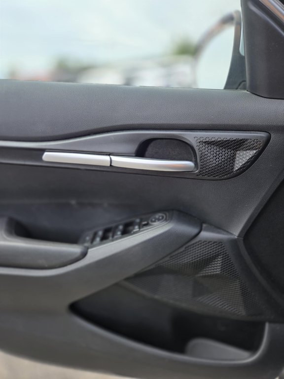 Kia Seltos LX, JAMAIS ACCIDENTÉ, SIÈGES CHAUFFANTS, MAGS, 2023 à Mirabel, Québec - 7 - w1024h768px