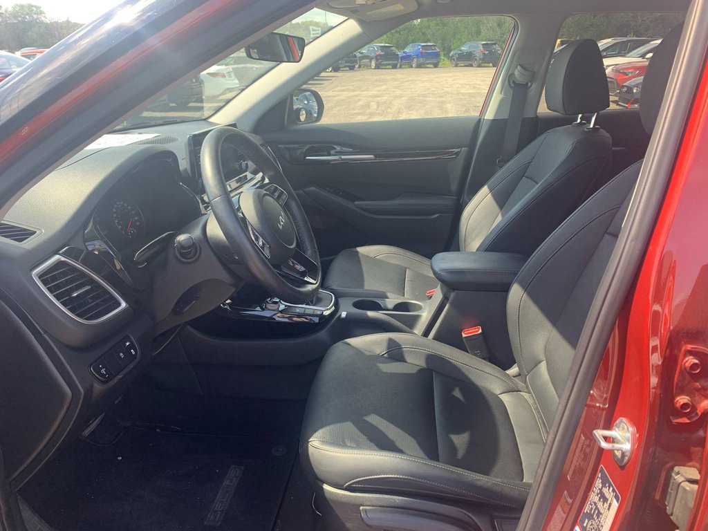Kia Seltos EX, JAMAIS ACCIDENTÉ, CUIR, MAGS 2023 à Mirabel, Québec - 7 - w1024h768px