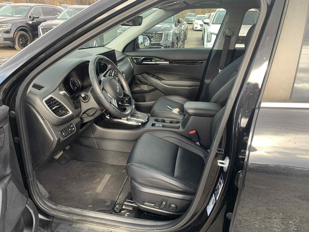 Kia Seltos EX Premium, CUIR, AWD, TOIT OUVRANT, GPS, MAGS 2023 à Mirabel, Québec - 6 - w1024h768px