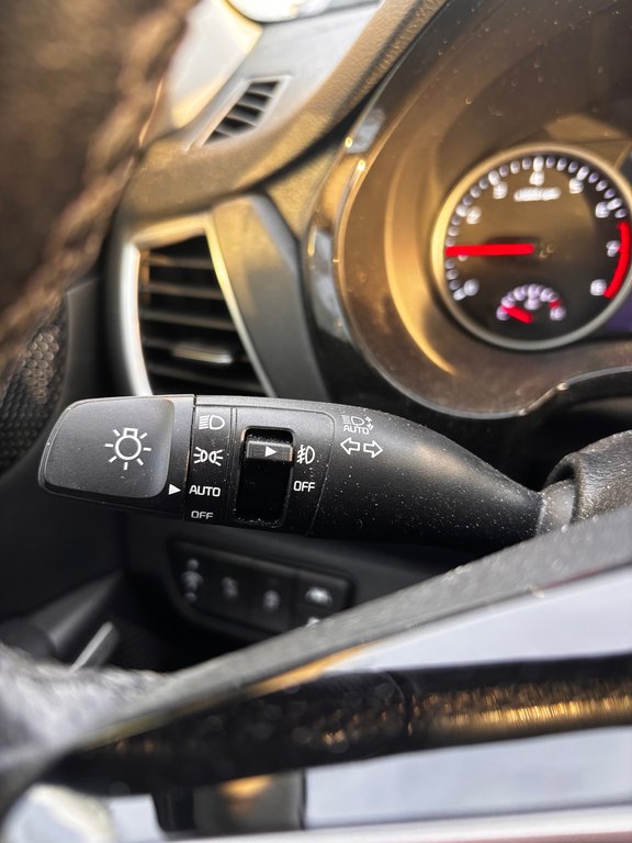 Kia Seltos SX Turbo, JAMAIS ACCIDENTÉ, CUIR, TOIT, AWD, GPS 2023 à Mirabel, Québec - 21 - w1024h768px