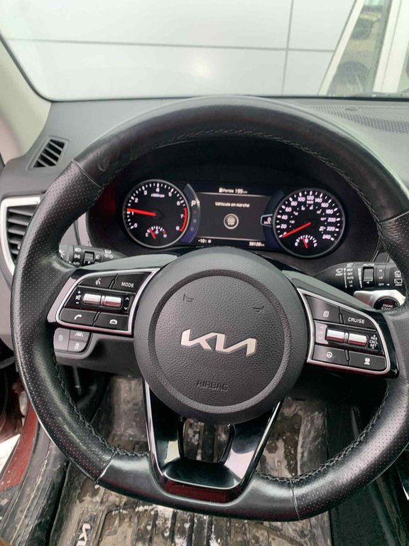 Kia Seltos SX Turbo, 8 PNEUS ET 8 MAGS, JAMAIS ACCIDENTÉ, AWD 2023 à Mirabel, Québec - 9 - w1024h768px