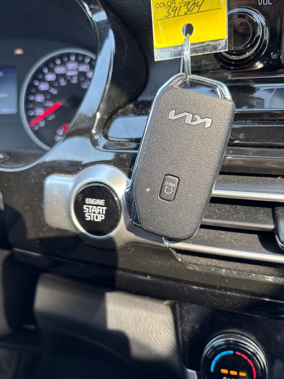 2023 Kia Seltos EX, JAMAIS ACCIDENTÉ, AWD, CUIR, TOIT, MAGS in Mirabel, Quebec - 21 - w1024h768px