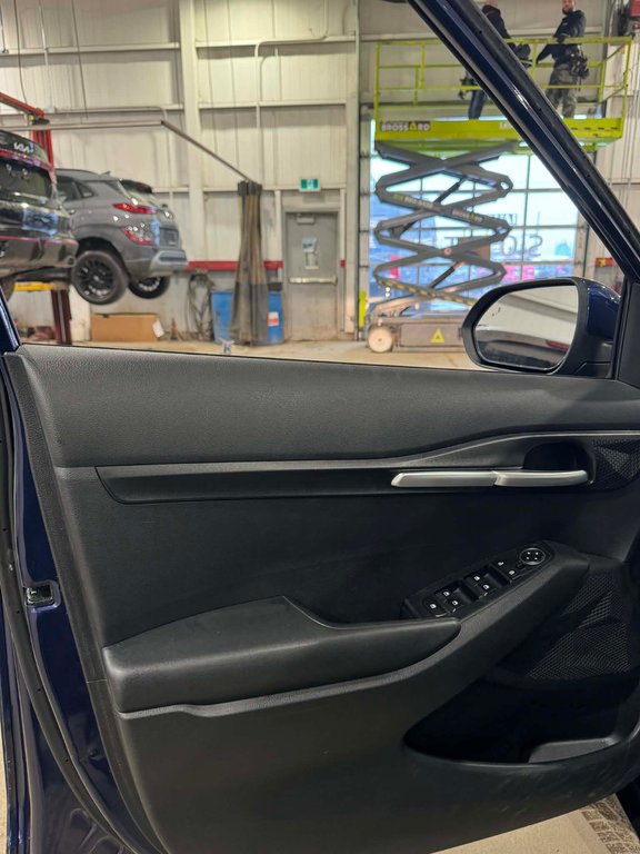 Kia Seltos LX, AWD, SIÈGES CHAUFFANTS, MAGS 2023 à Mirabel, Québec - 7 - w1024h768px