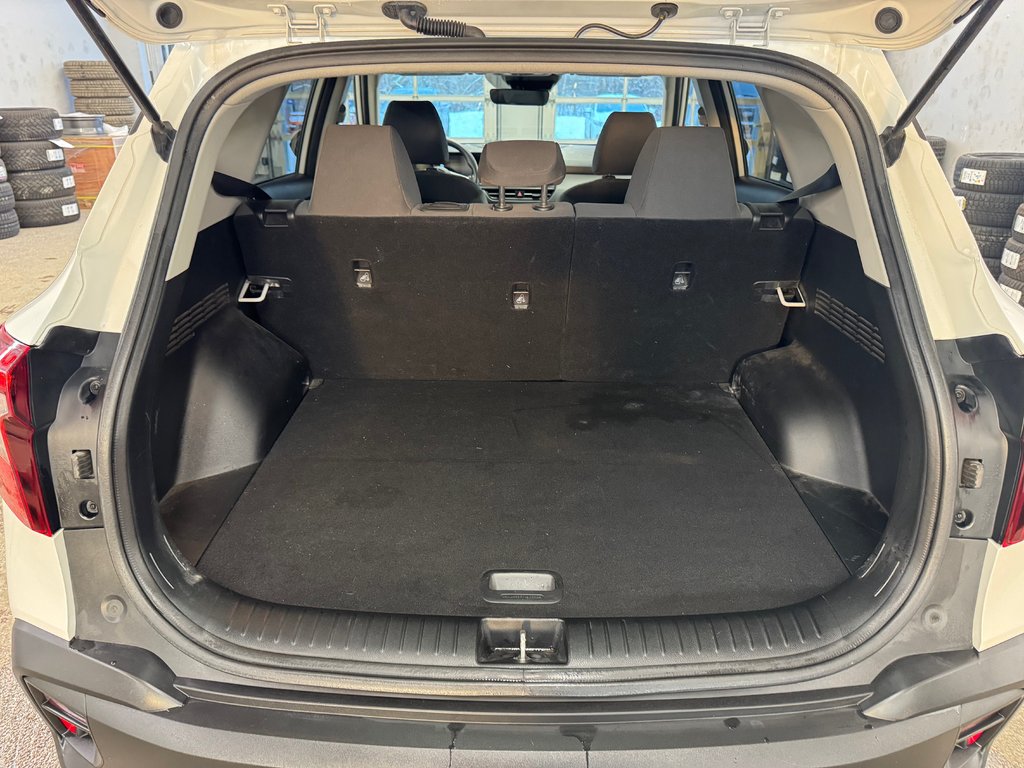 Kia Seltos LX, SIÈGES CHAUFFANTS, MAGS, APPLE CARPLAY 2024 à Mirabel, Québec - 18 - w1024h768px