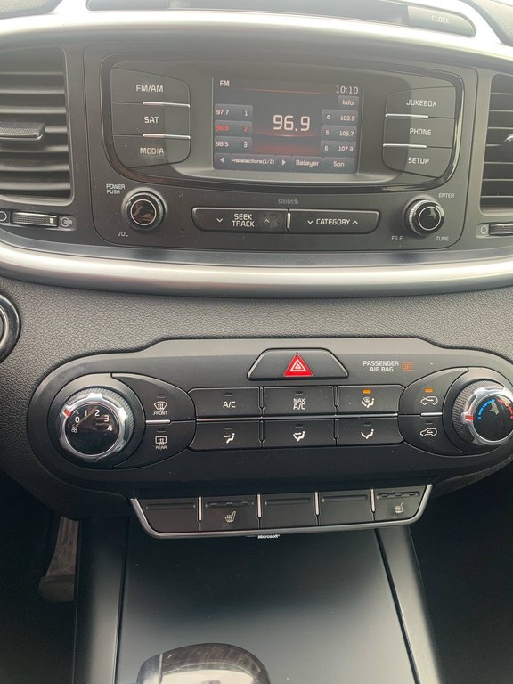 2016 Kia Sorento LX Turbo, AWD, JAMAIS ACCIDENTÉ,HITCH in Mirabel, Quebec - 12 - w1024h768px
