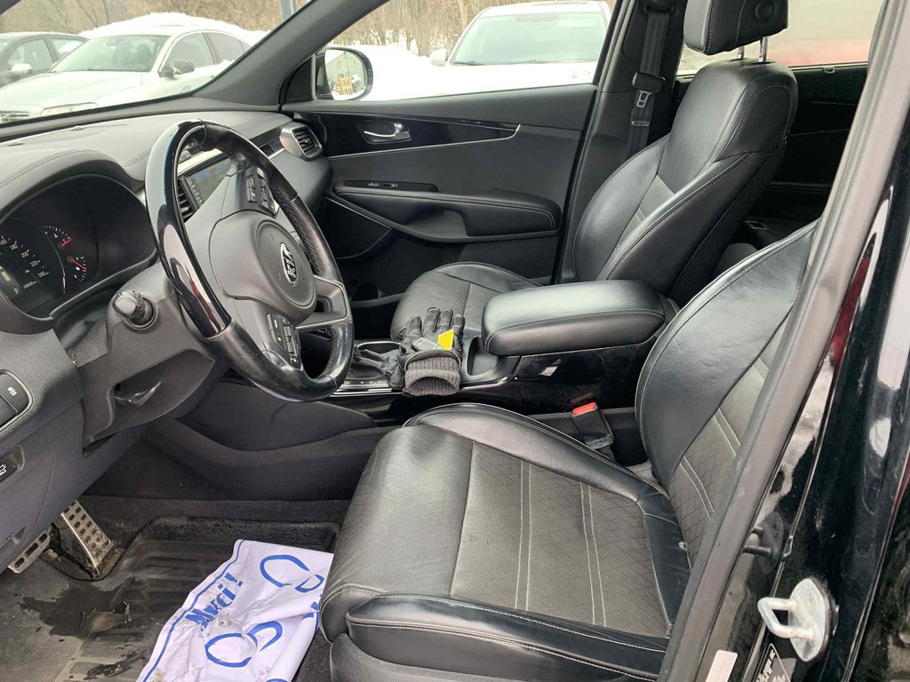 Kia Sorento SX V6, 7 PASSAGERS, CUIR, HITCH, TOIT OUVRANT 2017 à Mirabel, Québec - 8 - w1024h768px