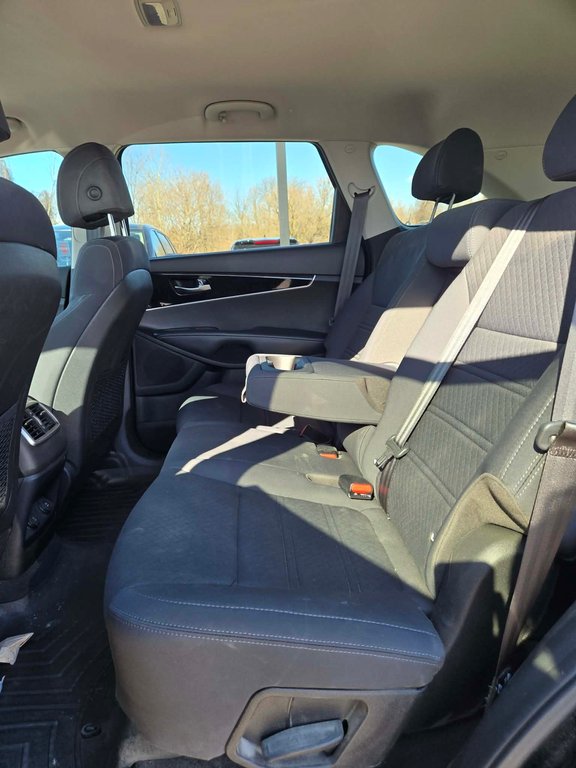 2017 Kia Sorento LX, JAMAIS ACCIDENTÉ, SIÈGES CHAUFFANTS, MAGS in Mirabel, Quebec - 18 - w1024h768px