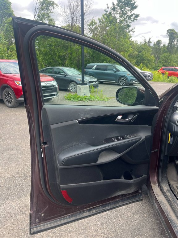 Kia Sorento EX Turbo, JAMAIS ACCIDENTÉ, CUIR, HITCH, AWD 2018 à Mirabel, Québec - 6 - w1024h768px