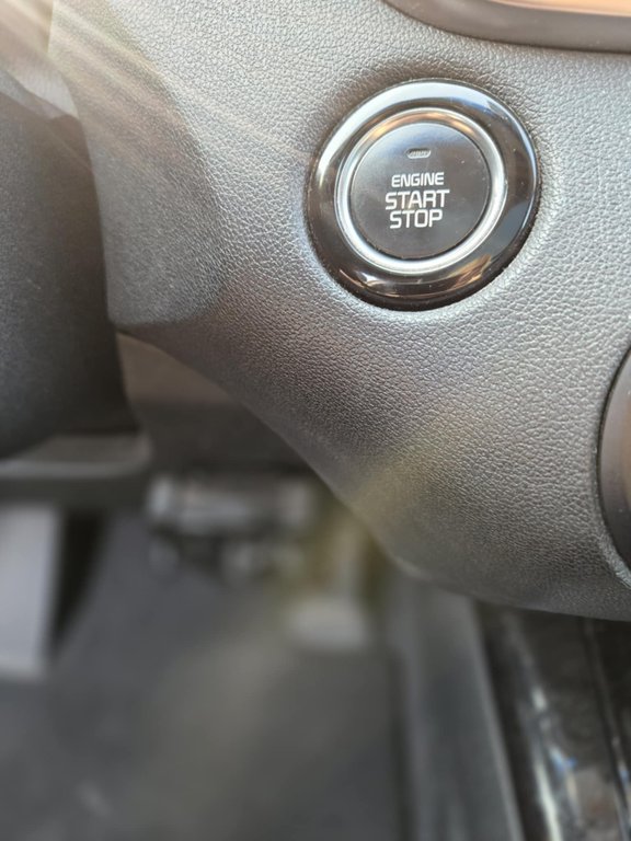 2018 Kia Sorento EX V6, AUCUN ACCIDENT, HITCH, AWD(4X4), TOIT in Mirabel, Quebec - 17 - w1024h768px