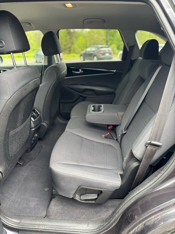 2019 Kia Sorento LX V6, JAMAIS ACCIDENTÉ, 7 PASSAGERS, AWD in Mirabel, Quebec - 18 - w1024h768px