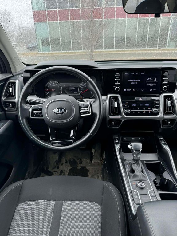 2021 Kia Sorento LX Premium, 7 PASSAGERS, AWD, VOLANT CHAUFFANT in Mirabel, Quebec - 3 - w1024h768px
