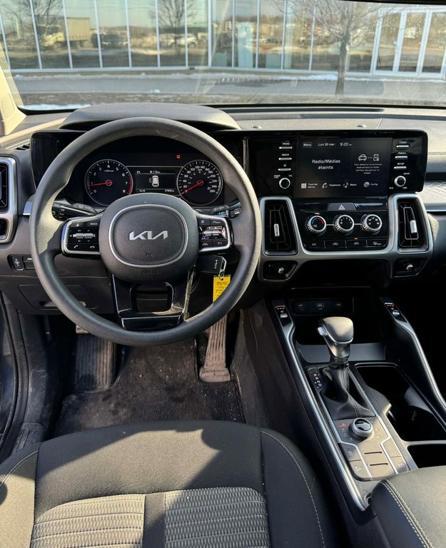 2022 Kia Sorento LX+, JAMAIS ACCIDENTÉ, 7 PASSAGERS, AWD, MAGS in Mirabel, Quebec - 4 - w1024h768px