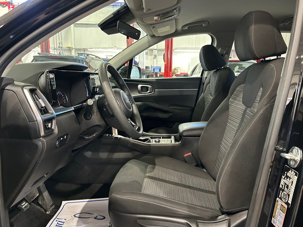 Kia Sorento LX+, JAMAIS ACCIDENTÉ, 7 PASSAGERS, AWD, MAGS 2023 à Mirabel, Québec - 9 - w1024h768px