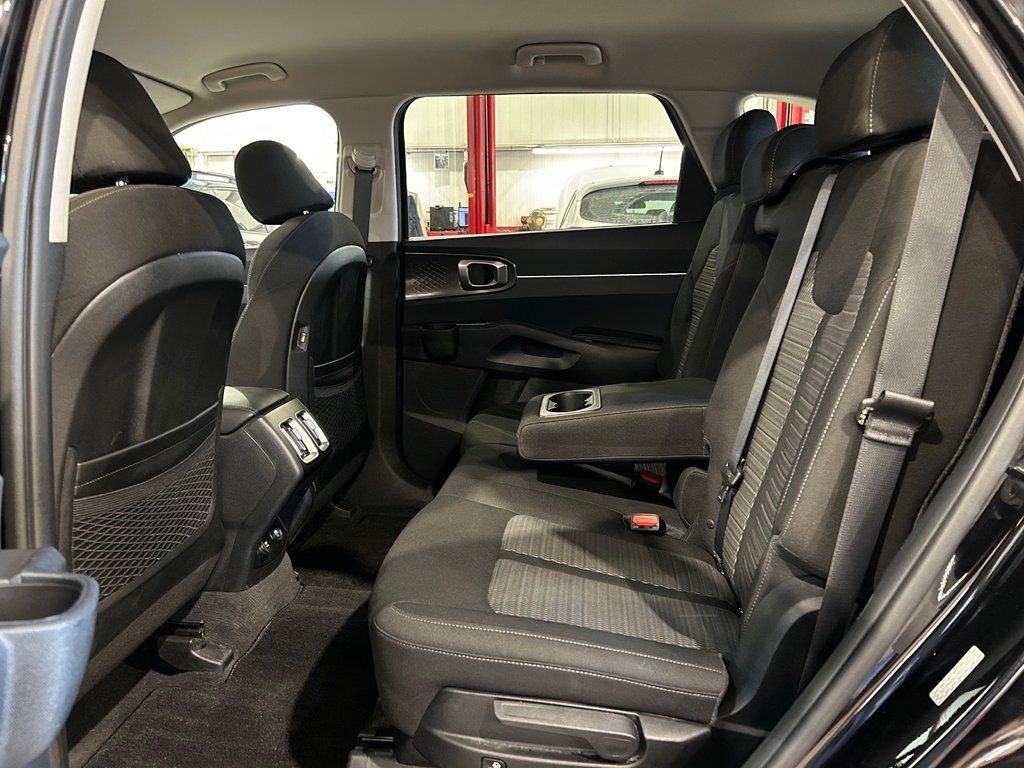 Kia Sorento LX+, JAMAIS ACCIDENTÉ, 7 PASSAGERS, AWD, MAGS 2023 à Mirabel, Québec - 28 - w1024h768px