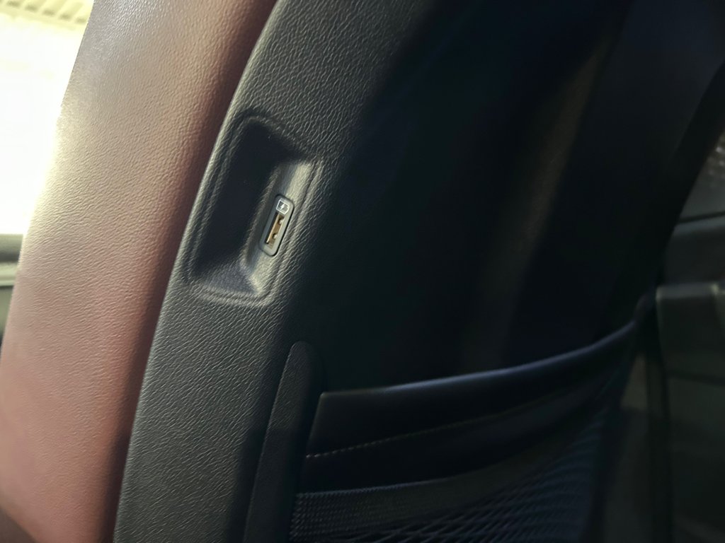 Kia Sorento SX, JAMAIS ACCIDENTÉ, 6 PASSAGERS, AWD, CUIR 2023 à Mirabel, Québec - 40 - w1024h768px