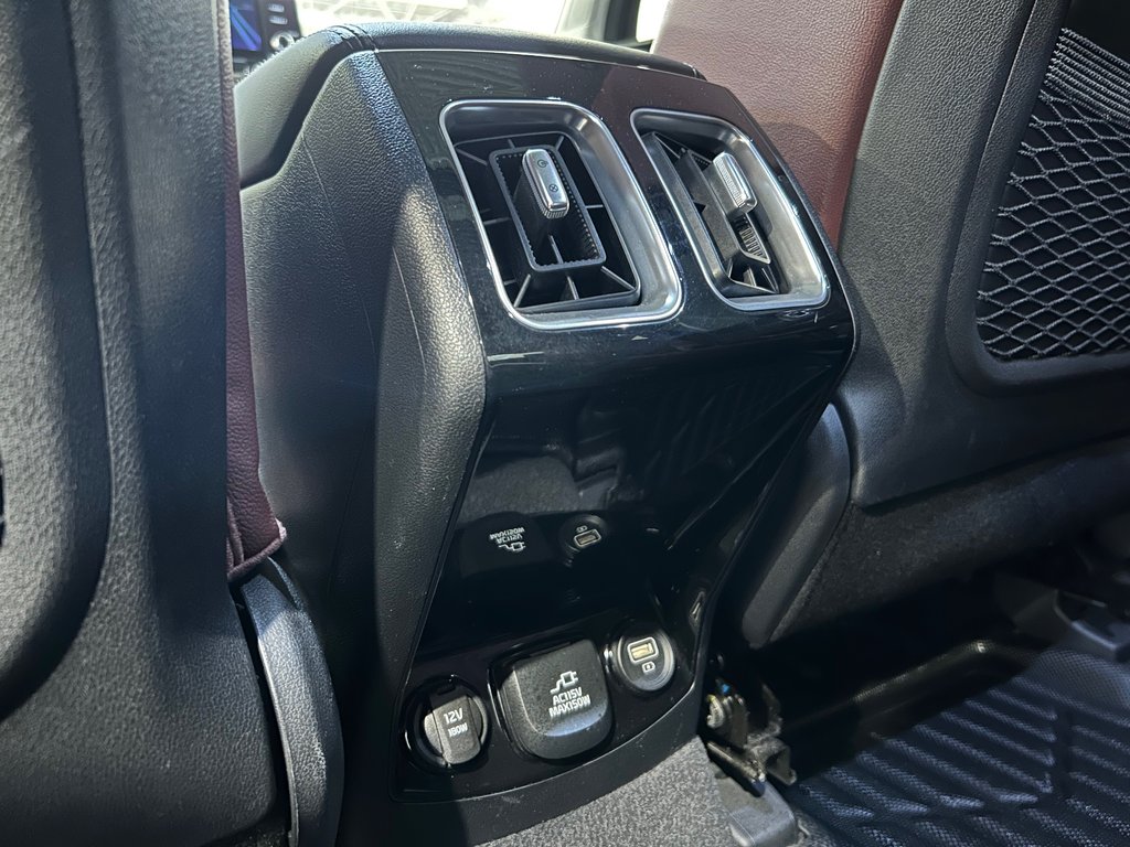 Kia Sorento SX, JAMAIS ACCIDENTÉ, 6 PASSAGERS, AWD, CUIR 2023 à Mirabel, Québec - 41 - w1024h768px