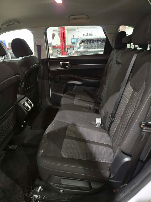 Kia Sorento LX+, JAMAIS ACCIDENTÉ, 7 PASSAGERS, AWD, MAGS 2023 à Mirabel, Québec - 18 - w1024h768px