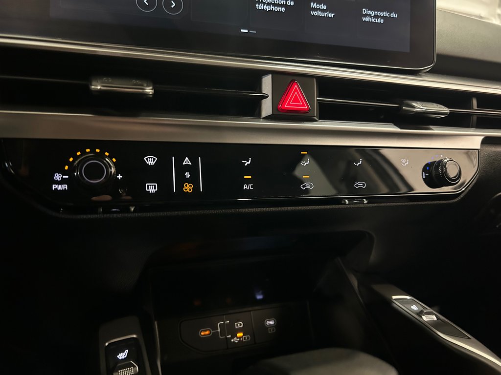 Kia Sorento LX, JAMAIS ACCIDENTÉ, 7 PASSAGERS, AWD 2024 à Mirabel, Québec - 25 - w1024h768px