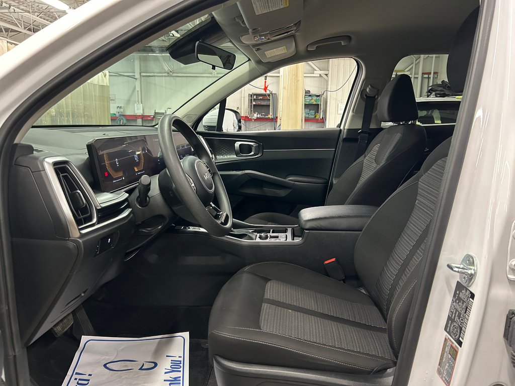 Kia Sorento LX, JAMAIS ACCIDENTÉ, 7 PASSAGERS, AWD 2024 à Mirabel, Québec - 9 - w1024h768px