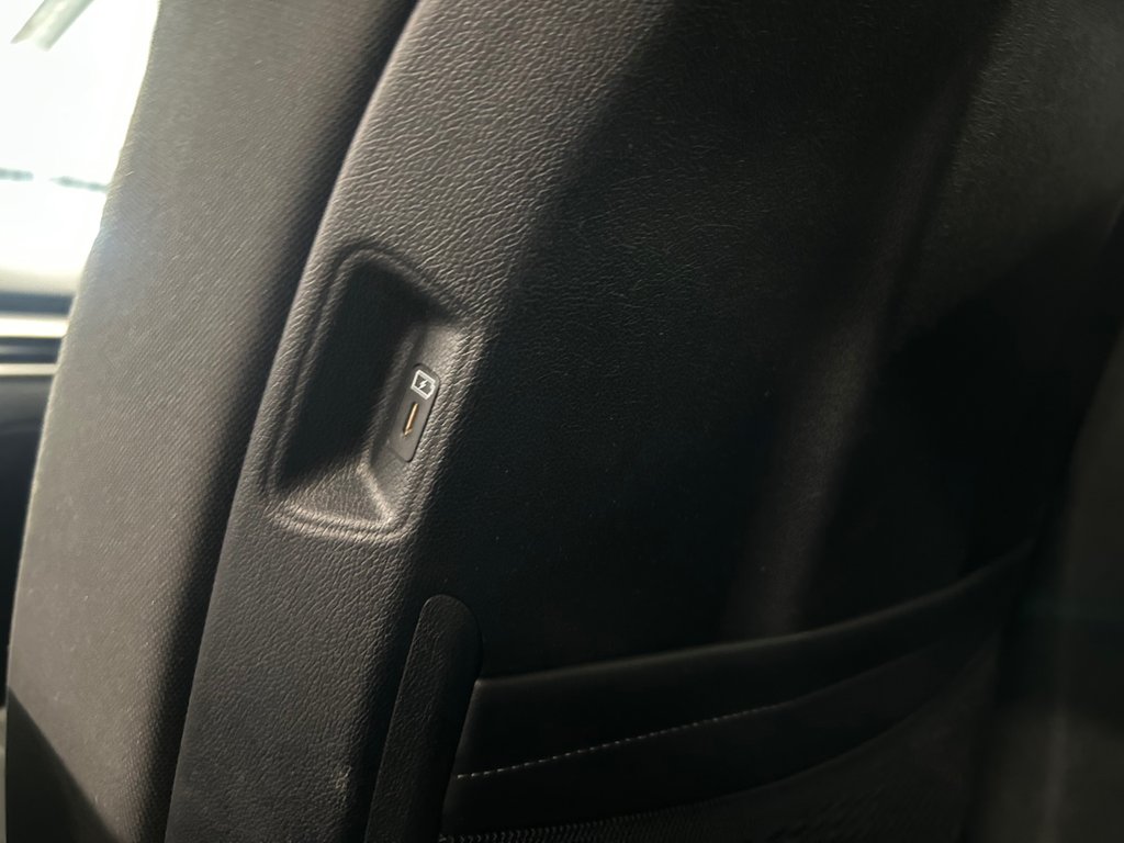 Kia Sorento LX, JAMAIS ACCIDENTÉ, 7 PASSAGERS, AWD 2024 à Mirabel, Québec - 35 - w1024h768px