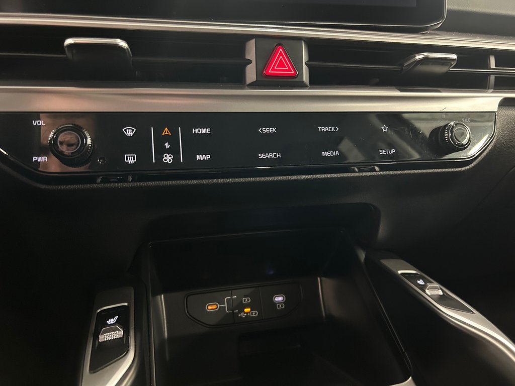 Kia Sorento LX, JAMAIS ACCIDENTÉ, 7 PASSAGERS, AWD 2024 à Mirabel, Québec - 24 - w1024h768px