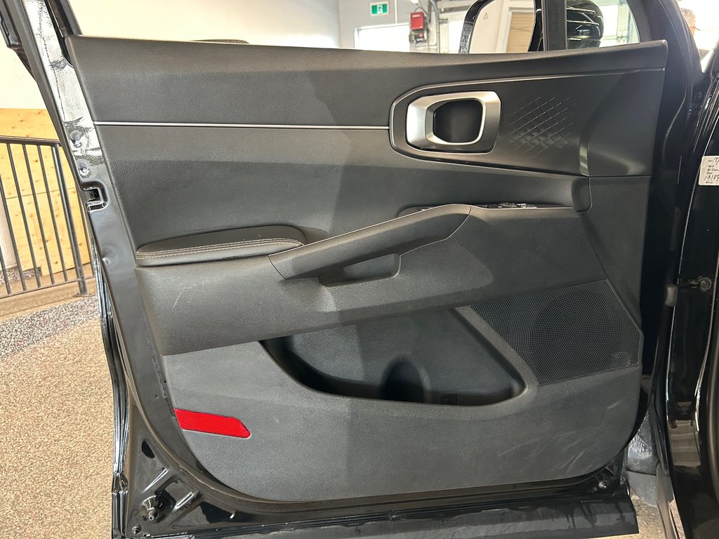 Kia Sorento LX, JAMAIS ACCIDENTÉ, 7 PASSAGERS, AWD 2024 à Mirabel, Québec - 8 - w1024h768px