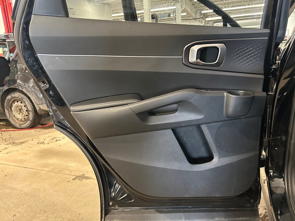 Kia Sorento LX, JAMAIS ACCIDENTÉ, 7 PASSAGERS, AWD, MAGS 2024 à Mirabel, Québec - 30 - w1024h768px