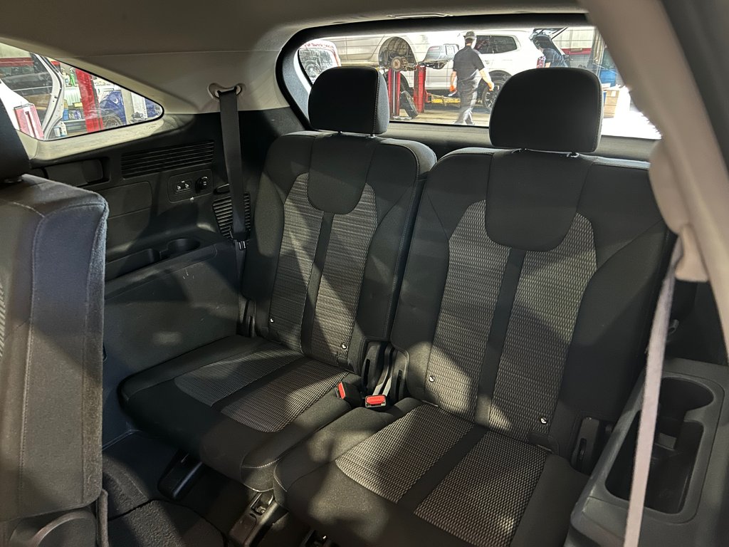 Kia Sorento LX, JAMAIS ACCIDENTÉ, 7 PASSAGERS, AWD, MAGS 2024 à Mirabel, Québec - 32 - w1024h768px
