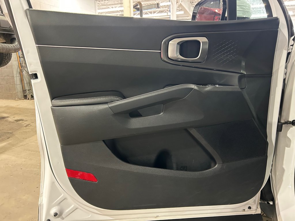 Kia Sorento LX, JAMAIS ACCIDENTÉ, AWD, 7 PASSAGERS, MAGS 2024 à Mirabel, Québec - 8 - w1024h768px