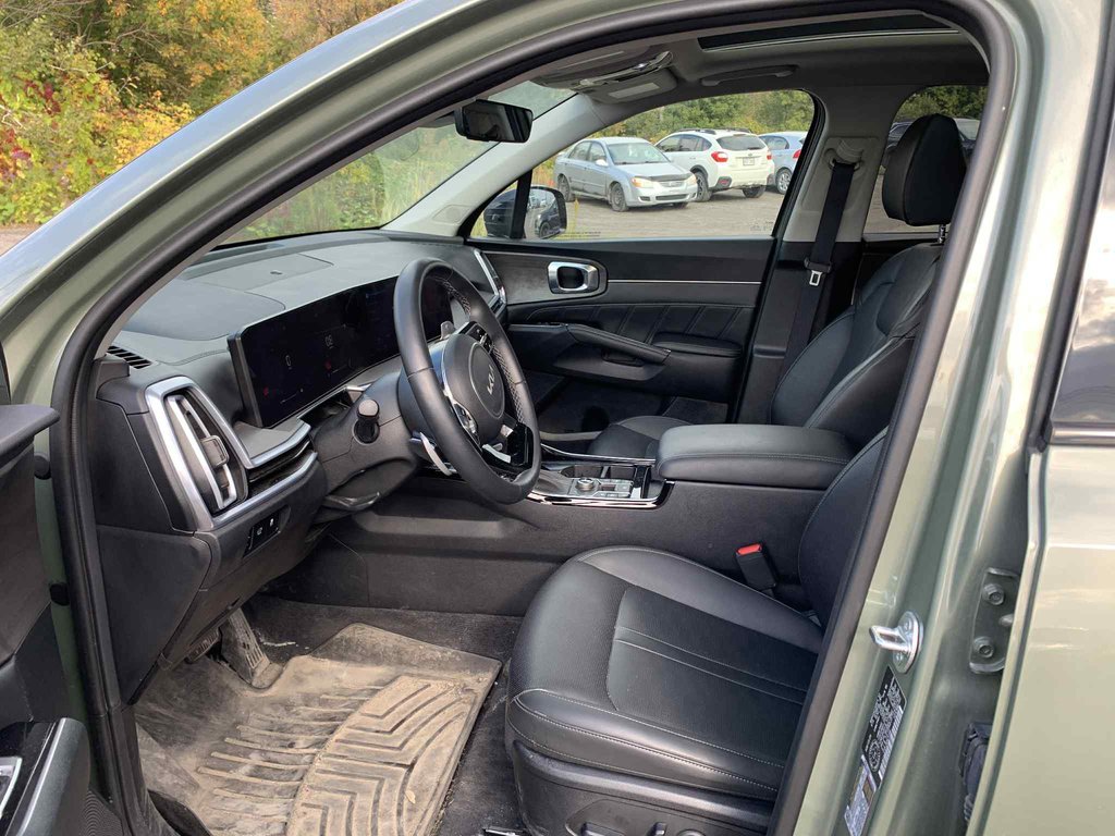 Kia Sorento X-LINE, JAMAIS ACCIDENTÉ, CUIR, AWD, HITCH, GPS 2025 à Mirabel, Québec - 7 - w1024h768px