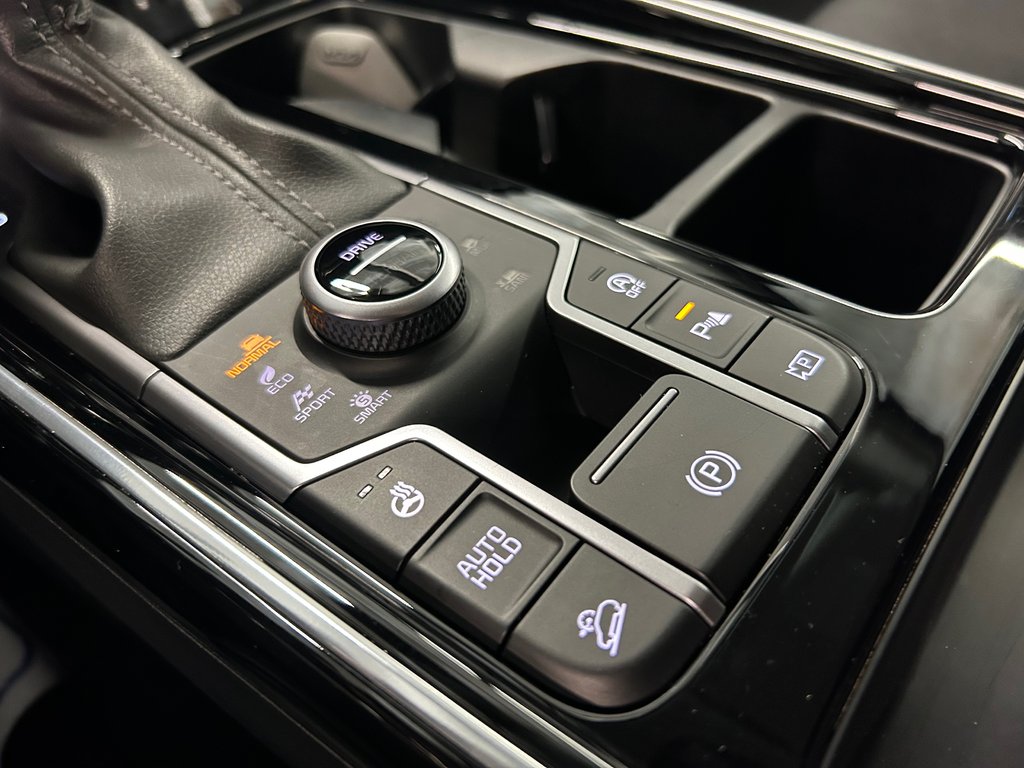 Kia Sorento X-LINE LIMITED, JAMAIS ACCIDENTÉ, 8 PNEUS, CUIR 2025 à Mirabel, Québec - 27 - w1024h768px