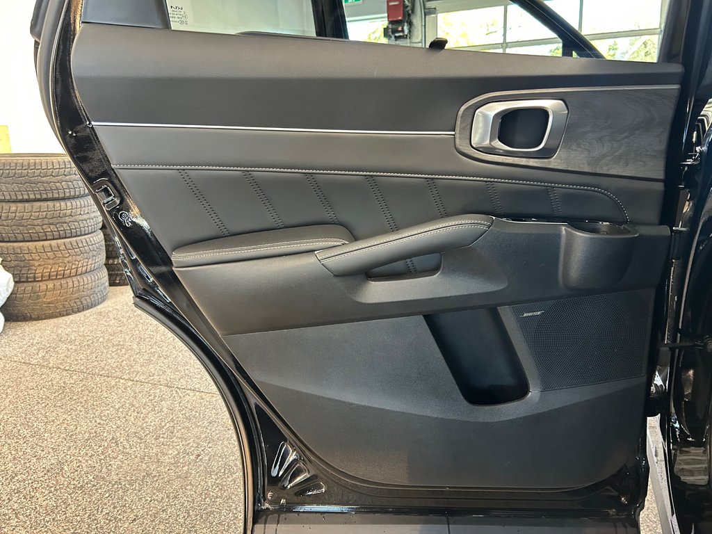 Kia Sorento X-LINE LIMITED, JAMAIS ACCIDENTÉ, 8 PNEUS, CUIR 2025 à Mirabel, Québec - 34 - w1024h768px