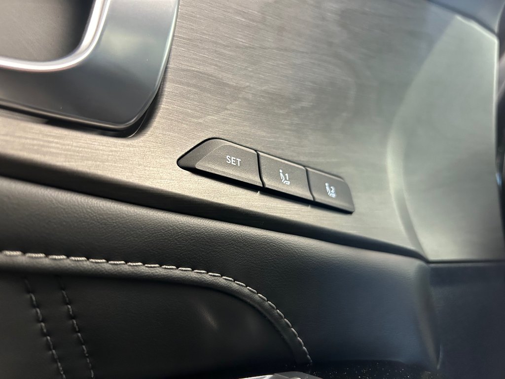 Kia Sorento X-LINE LIMITED, JAMAIS ACCIDENTÉ, 8 PNEUS, CUIR 2025 à Mirabel, Québec - 9 - w1024h768px