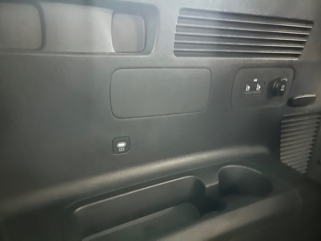 Kia Sorento X-LINE LIMITED, JAMAIS ACCIDENTÉ, 8 PNEUS, CUIR 2025 à Mirabel, Québec - 41 - w1024h768px