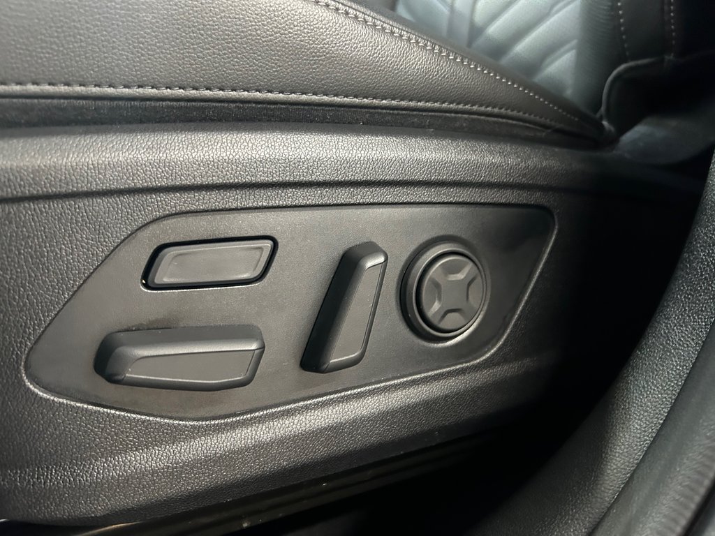 Kia Sorento X-LINE LIMITED, JAMAIS ACCIDENTÉ, 8 PNEUS, CUIR 2025 à Mirabel, Québec - 11 - w1024h768px