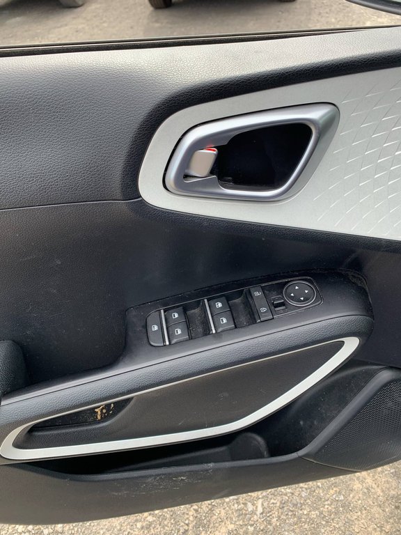 Kia SOUL EV EV Premium, JAMAIS ACCIDENTÉ, NAVIGATION 2022 à Mirabel, Québec - 6 - w1024h768px