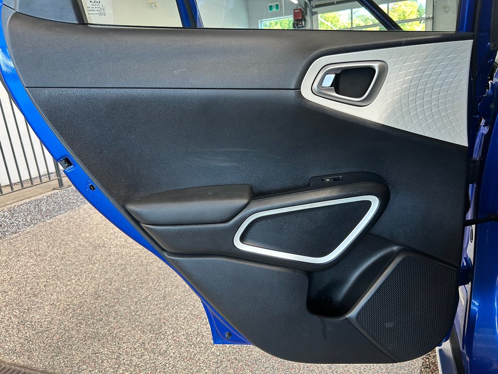 Kia SOUL EV EV Premium, JAMAIS ACCIDENTÉ, NAVIGATION 2022 à Mirabel, Québec - 29 - w1024h768px