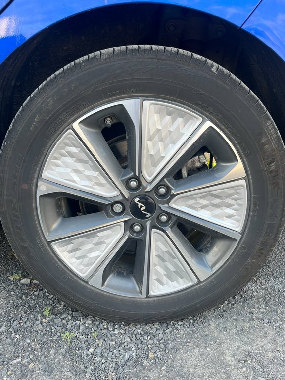 2023 Kia SOUL EV EV Limited, AUCUN ACCIDENT, 383 KM AUTONOMIE in Mirabel, Quebec - 6 - w1024h768px