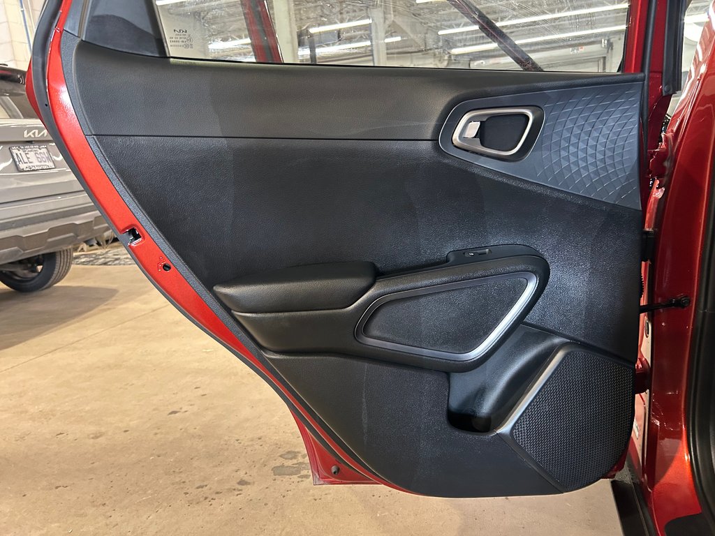 2023 Kia Soul EX, JAMAIS ACCIDENTÉ, TOIT OUVRANT, MAGS in Mirabel, Quebec - 26 - w1024h768px