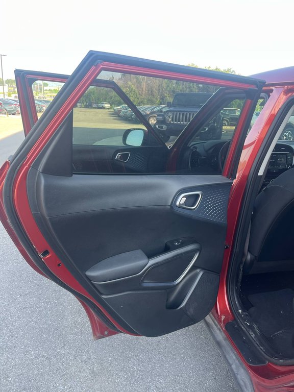 2023 Kia Soul EX, JAMAIS ACCIDENTÉ, TOIT OUVRANT, MAGS in Mirabel, Quebec - 22 - w1024h768px