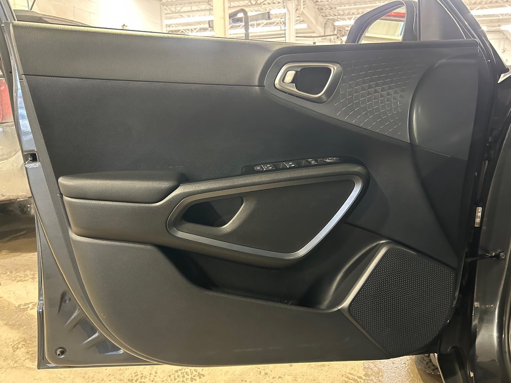 Kia Soul EX, JAMAIS ACCIDENTÉ, SIÈGES CHAUFFANTS, MAGS 2023 à Mirabel, Québec - 8 - w1024h768px