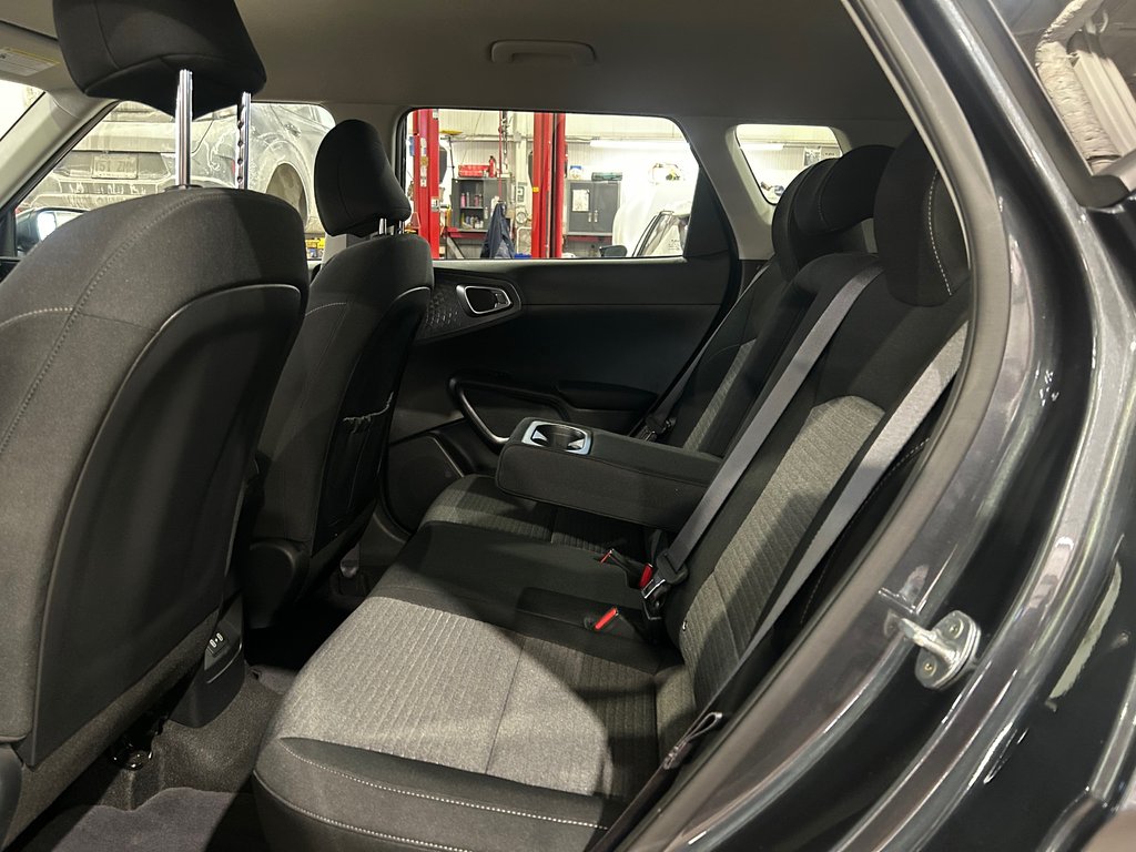 Kia Soul EX, JAMAIS ACCIDENTÉ, SIÈGES CHAUFFANTS, MAGS 2023 à Mirabel, Québec - 27 - w1024h768px