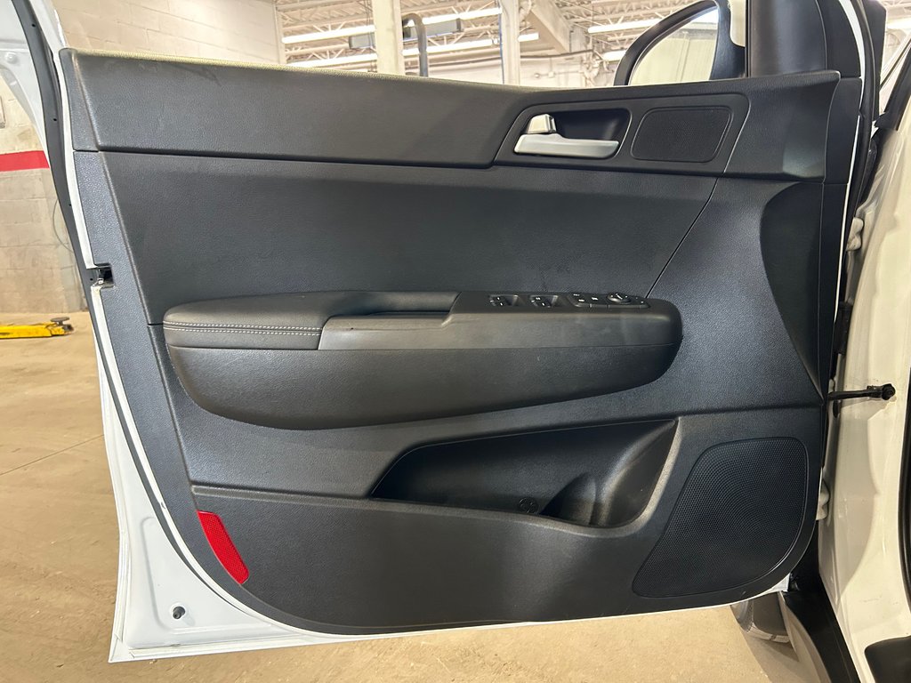 2020 Kia Sportage EX, JAMAIS ACCIDENTÉ, TOIT, AWD, MAGS in Mirabel, Quebec - 5 - w1024h768px