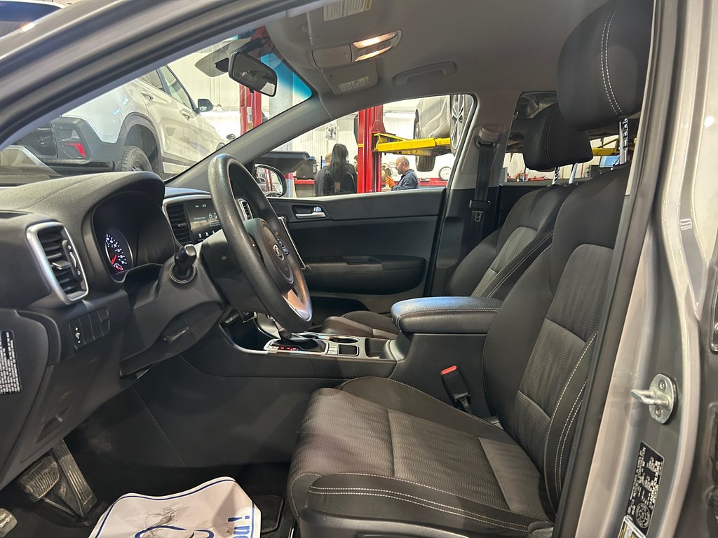 Kia Sportage LX, JAMAIS ACCIDENTÉ, AWD, SIÈGES CHAUFFANTS 2020 à Mirabel, Québec - 10 - w1024h768px