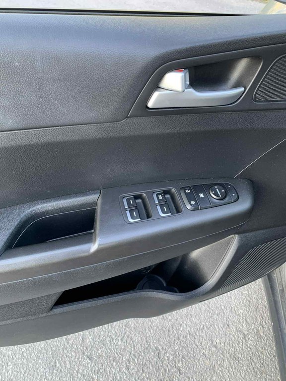 Kia Sportage LX, JAMAIS ACCIDENTÉ, AWD, SIÈGES CHAUFFANTS 2020 à Mirabel, Québec - 6 - w1024h768px